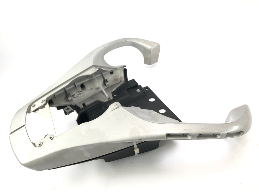 BMW F 650 GS R13 [2002] - Carrier nella staffa del portapacchi posteriore