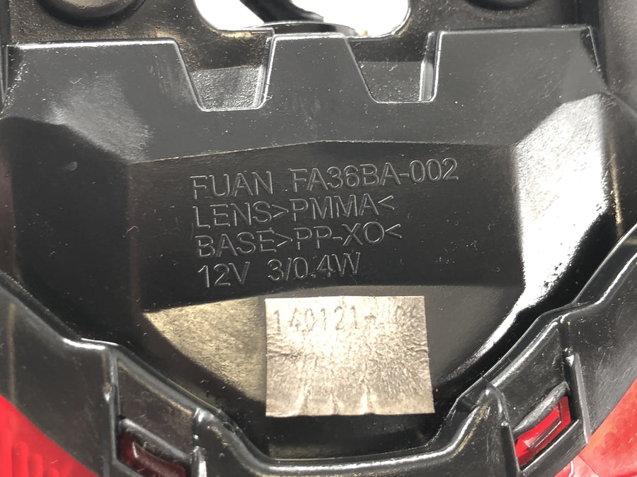 Yamaha MT07 RM04 [2014] - Rücklicht Bremslicht Heckleuchte hinten Beleuchtung