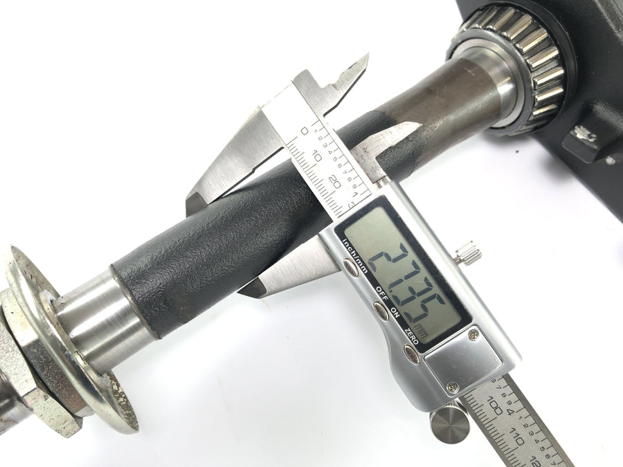 Triumph Daytona 900 T300 [1993] - Gabelbrücke unten