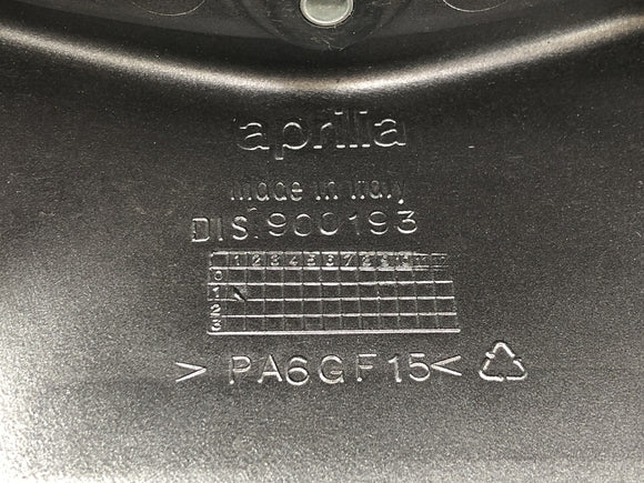 Aprilia RST 1000 Futura [2002] - Achterbekleding in het midden