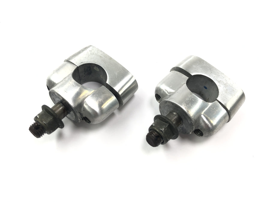 Yamaha XJR 1300 RP02 [1999] - Lenkerböcke Lenkerhalter Klemmböcke Paar für 22 mm Lenker