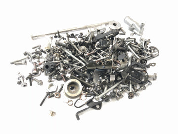 Kawasaki ZX 12 R ZXT20A [2001] - återstående delar och skruvar blandat parti