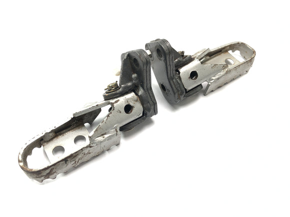 Husqvarna TE 610 E Dual H7 [1999] - Zestaw podnóżków kierowcy z mechanizmem sprężynowym