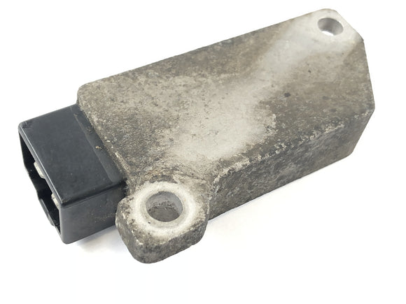 Yamaha RZ 250 R 29L [Noin. 250 YPVS] - Ohjaimen jännityssäädin