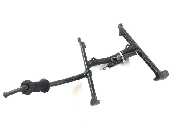 Triumph Bonneville T140V [1976] - Main Stand med en vårstativ