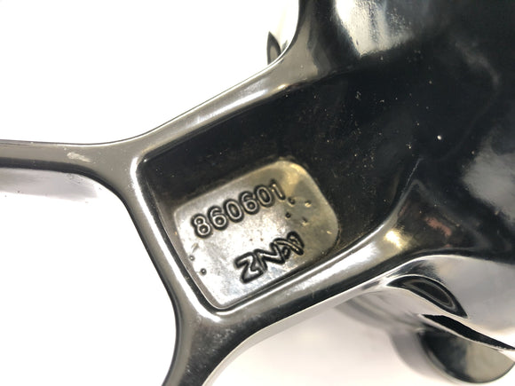 Apryia RSV4 1000 [2010]  - 後部タイヤの欠陥でのリアホイールリム