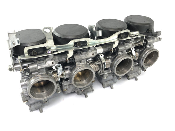 Honda CBR 900 RR SC28 [1994] - Karburátor karburátoru musí být