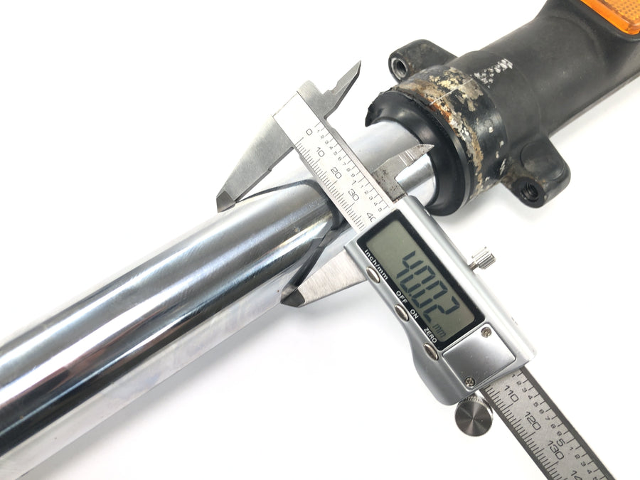 BMW R 100 GS 247E [1991] - 叉伸缩叉前叉支柱汲取管车轴