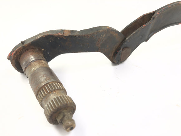 Yamaha XT 500 1U6 [1981] - Support de pédale de frein avec tringlerie de frein