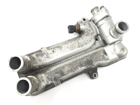 Ducati 999 H4 [2003] - Jäähdytysnesteen termostaatin kotelo