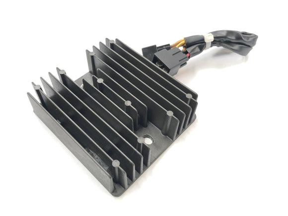 Triumph Daytona 955i T595N [2003] - Regler Gleichrichter Spannungsregler Ladegerät