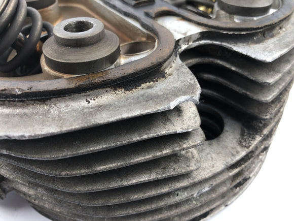 BMW R 100 RT 247 [1981] - Cylinderhuvud till vänster