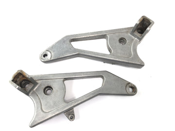 Moto Guzzi California III VY Integrale [1990] - Soziusfußraste Halterung hinten links und rechts - 0