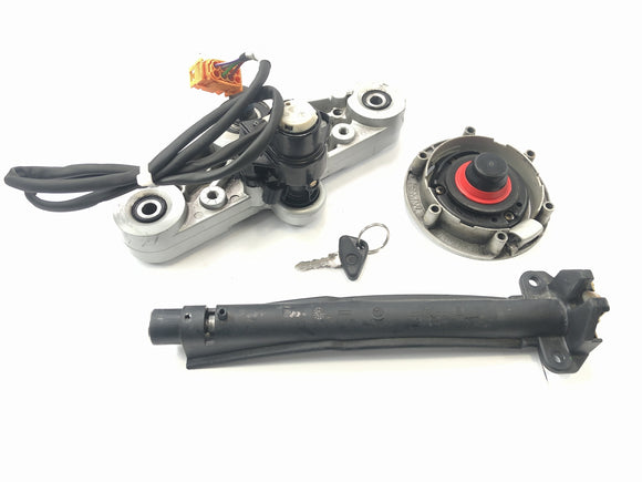 BMW R 1150 RT R22 [2001] - 带上叉桥的锁具、油箱锁、座椅锁