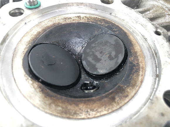 Ducati Monster M600 [1995] - Sylinderhode foran sylinderen