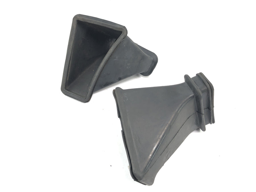 Honda GL 500 Silversching PC02 [1982] - Airbox -liittimen saanti kumiletkuissa