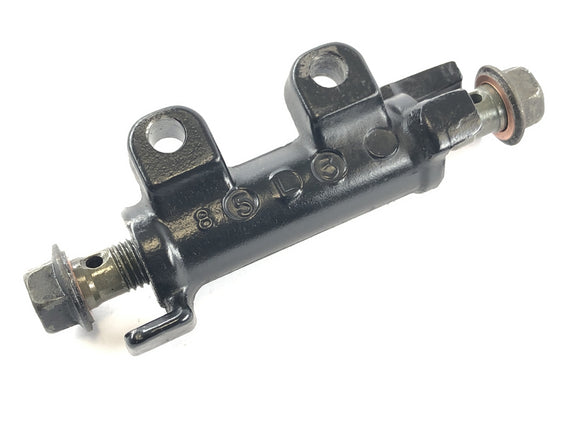 Yamaha v Max 1200 2We [1996] - тормозная линия дистрибьютора спереди