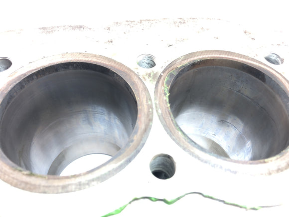 ホンダCB 900 F SC01 [1981]  - ピストン付きのシリンダー