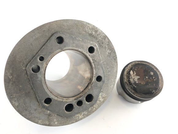 Moto Guzzi 850-T3 [1980] - Zylinder mit Kolben Zylinder liegend links