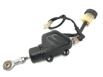 KTM 690 SM Prestige [2007] - pompa hamulca na tylnym głównym cylindrze cylindra hamulca hamulca