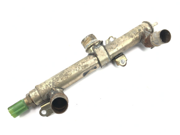 Yamaha GTS 1000 4FV [1997] - Jäähdytysvesiputket ja vedenjakaja