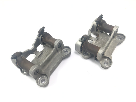 Moto Guzzi California 1100 EV KD [1998] - keinuvarren kiinnikkeet keinuvarren siltaventtiilin juna vasen ja oikea