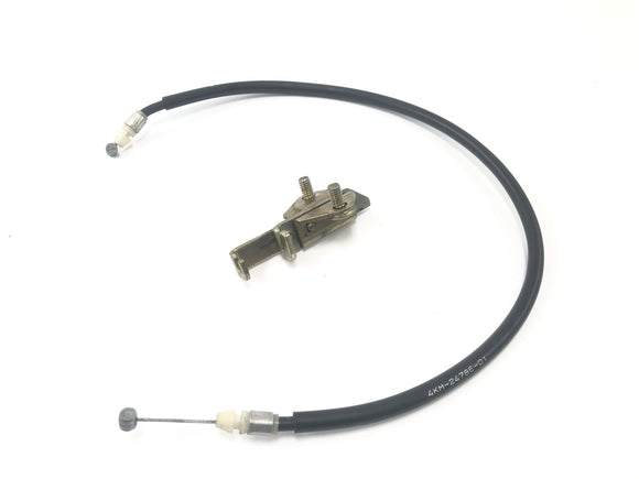 Yamaha YZF R1 RN01 [1998] - vlak sedadla s uzamykacím mechanismem