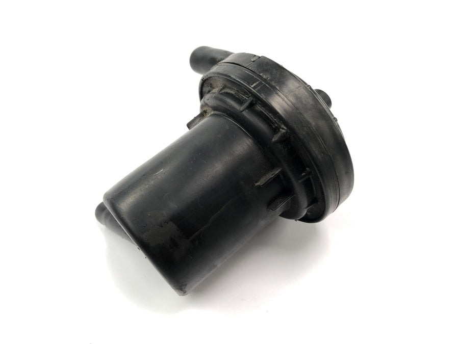 Honda NX 650 RD08 [1995] - crankcase detection valve exhaust air valve oil separator