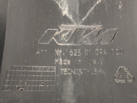 KTM 950 SM LC8 [2008] - Fender ved frontgaffelbeskyttelsen