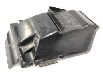 Kawasaki GPZ 1000 RX [1987] - Fender en la parte posterior. Disfraz de revestimiento interior