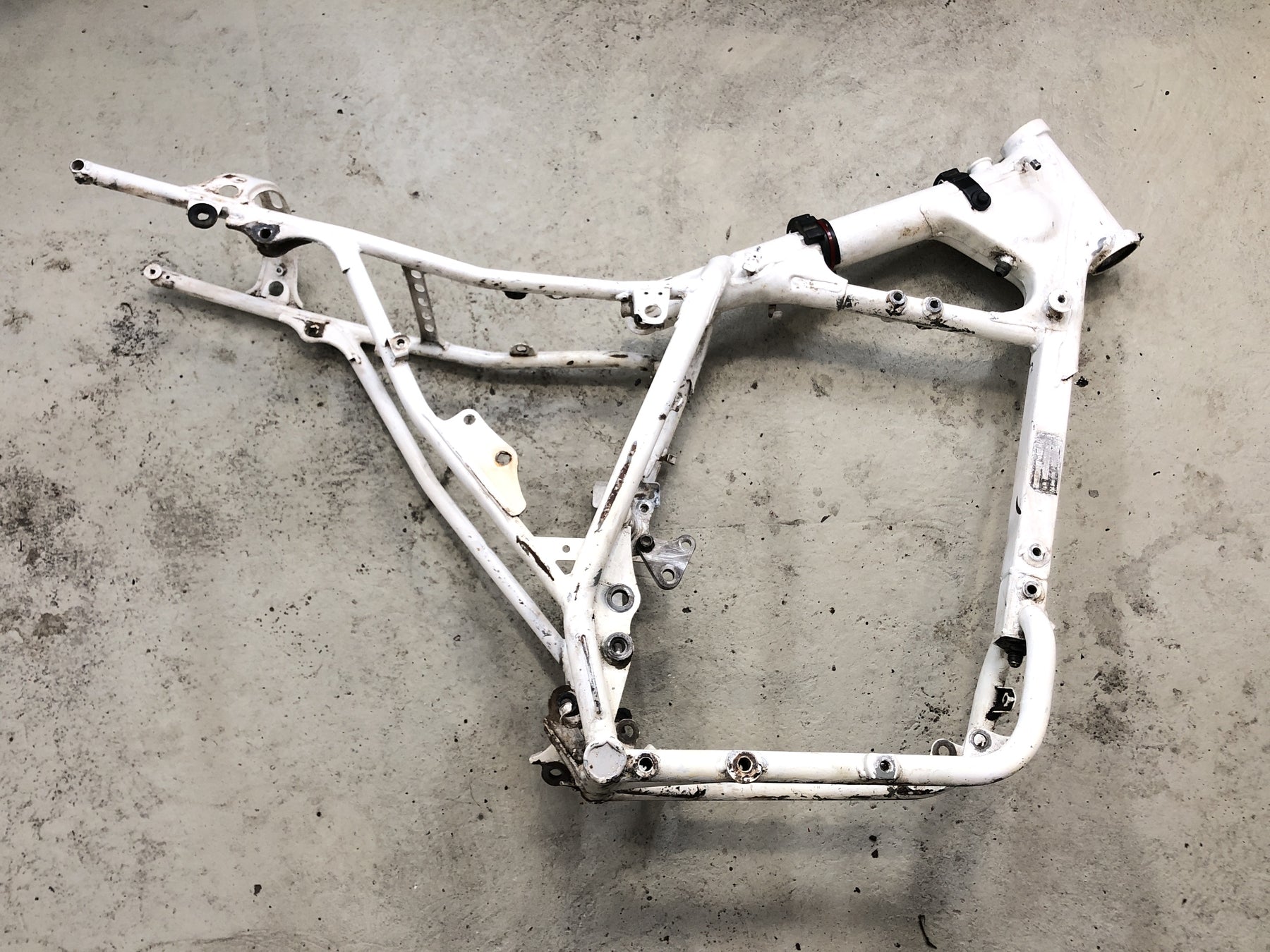 Honda XR 600 R PE04 [1987] - Frame met papieren