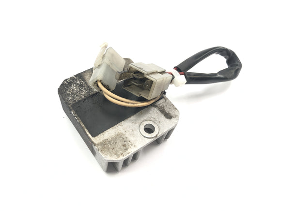 ヤマハXT 600 Zテネレ55W [1986]  - 張力調節因子整流器充電器の制御