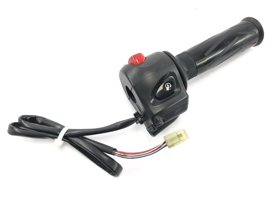 Yamaha MT 03 RM02 [2007] - Otočná rukojeť plynu Otočná rukojeť pravého krytu spínače killswitch