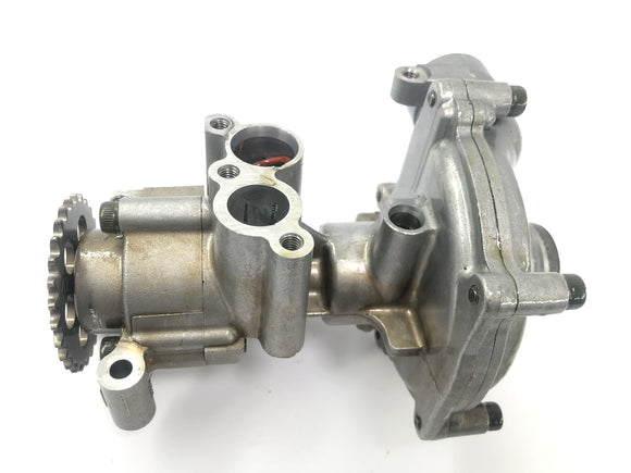 Yamaha YZF R1 RN01 [1998] - jednotka čerpadla olejové čerpadlo