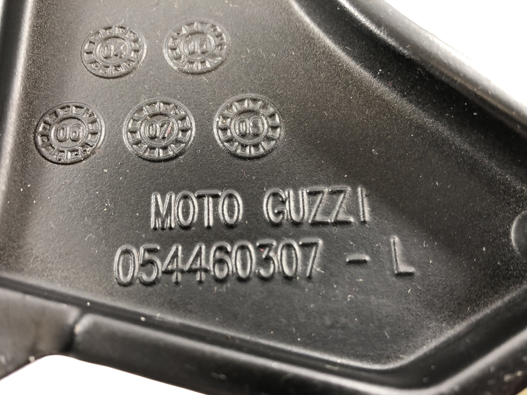 Moto Guzzi 1200 Sport [2007] - Footrest left