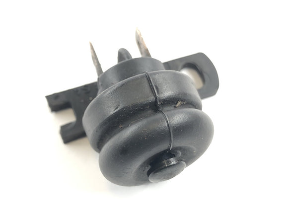 Triumph Bonneville T140V [1976] - Interruptor de luz de freno en la parte posterior