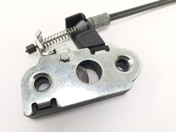 Husqvarna SM 630 A4 [2010] - Verrouillage de selle avec câble Bowden