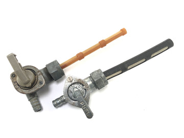 Ducati SL 600 Panth [1982] - Conjunto de torneiras a gasolina