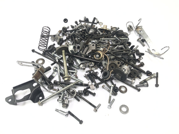 Kawasaki VN 1500 Classic VNT50D [2001] - Skruer og restdeler er konvolidert