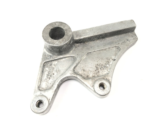 Suzuki GSX-R 1100 W GU75 C [1994] - Kotva pro upevnění zadního brzdového třmenu