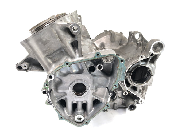 Honda CBR 900 RR SC28 [1994] - Жилье с кустами и поршнями кустарника и поршнями