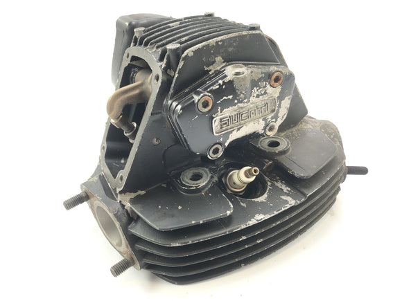 Cagiva Elefant 650 [1984] - Sylinterin pää takana