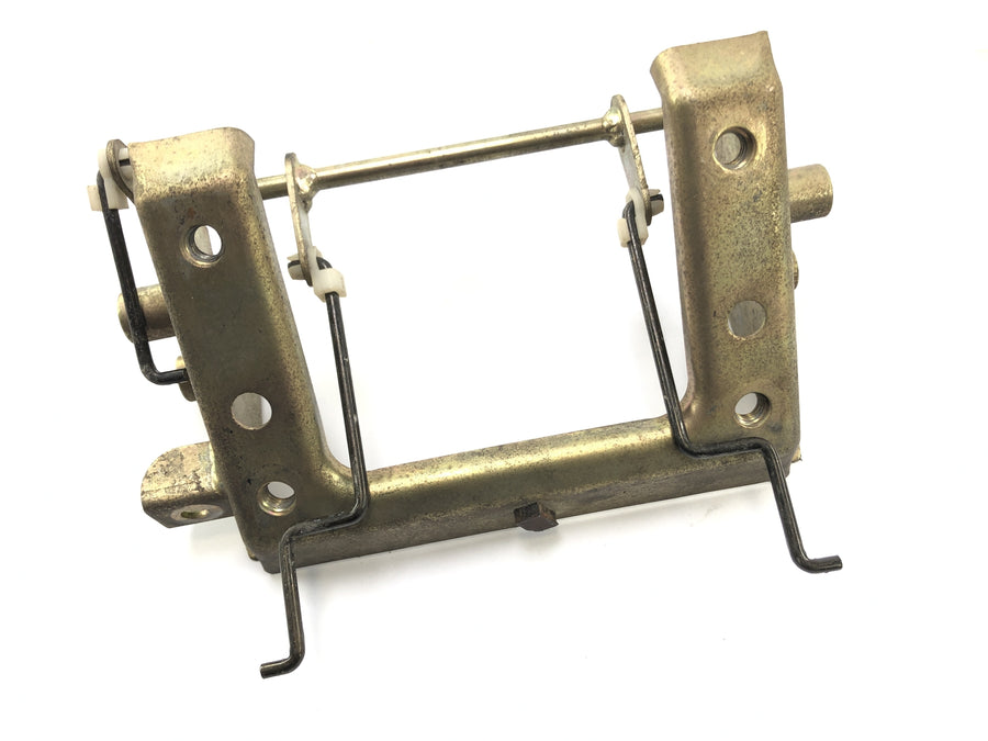 Kawasaki GPZ 1000 RX [1987] - Замок сиденья