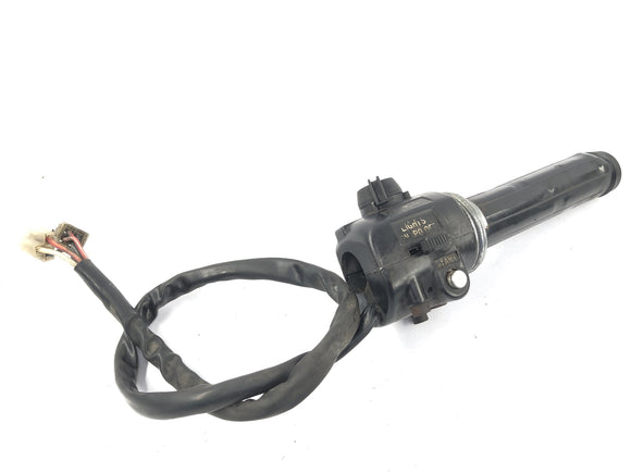 ヤマハXV 750 5G5 [1982]  - 右のガスハンドルのハンドルバースイッチ