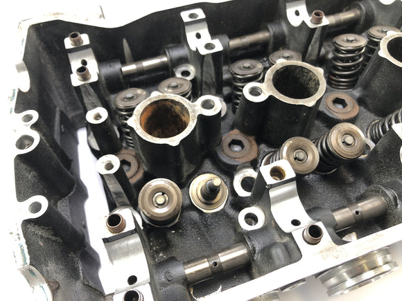 Kawasaki GPZ 1000 RX [1987] - Zylinderkopf nicht komplett