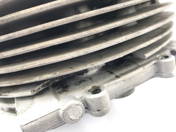 Moto Guzzi V 1000 VG [1980] - Sylinterin pää oikealla