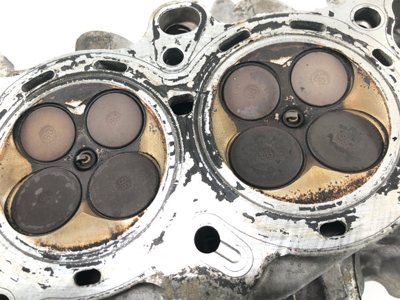 Honda VFR 800 FI RC46 [1999] - Zylinderkopf Ventiltrieb Ventilsitz Ventilführung hinten