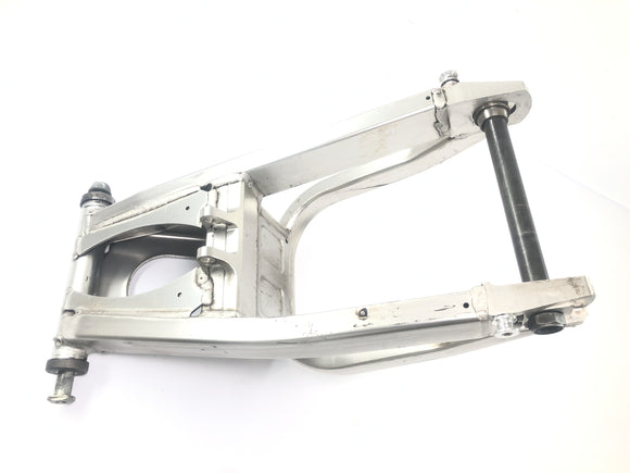 Yamaha YZF R1 RN01 [1998] - Schwinge Achterwielzwaai