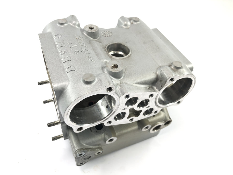 Ducati Monster S4R M4 [2004] - sylinterikannen venttiilikannen sylinterinkannen kotelo DOHC Desmo etusylinteri