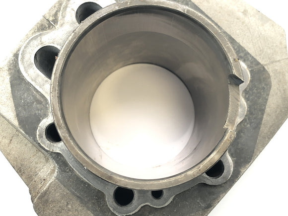 MOTO GUZZI CALIFORNIA 2 1000 VT [1982] - cylinder with piston on the right